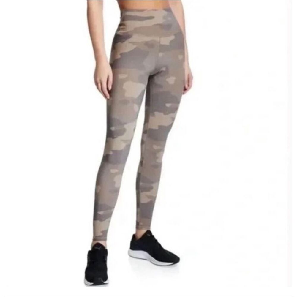 ALO Yoga Tan Camouflage Leggings